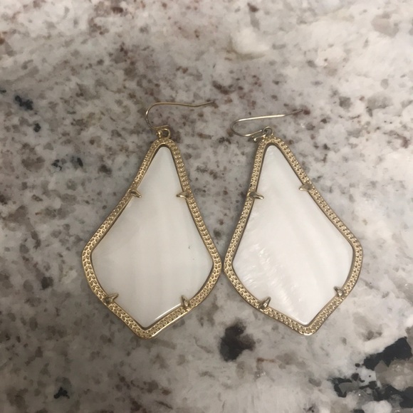 White & gold Kendra Scott earrings